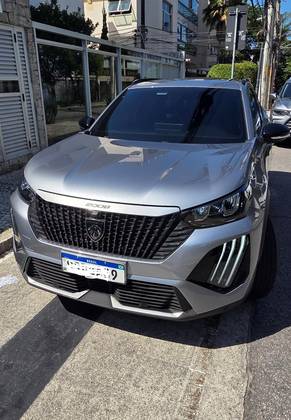 PEUGEOT 2008 1.0 TURBO 200 FLEX ALLURE CVT